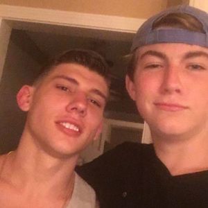 Meet your Posher, Ebro